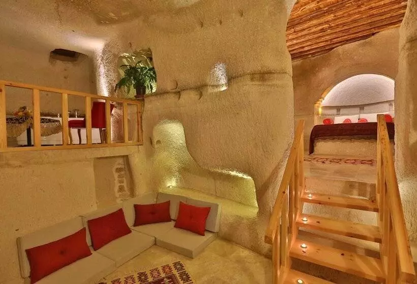 ホテル Abu Hayat Cave Suites