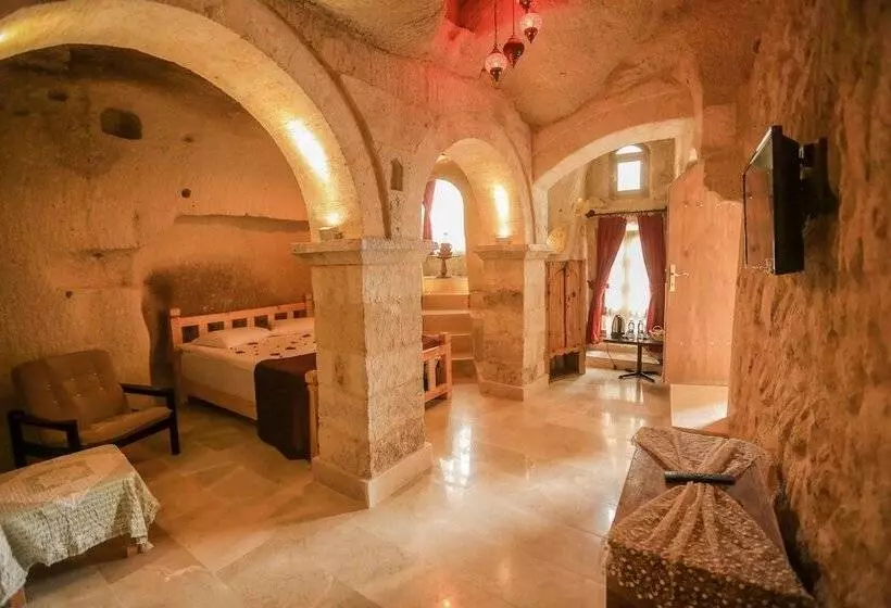 ホテル Abu Hayat Cave Suites