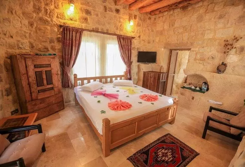 ホテル Abu Hayat Cave Suites