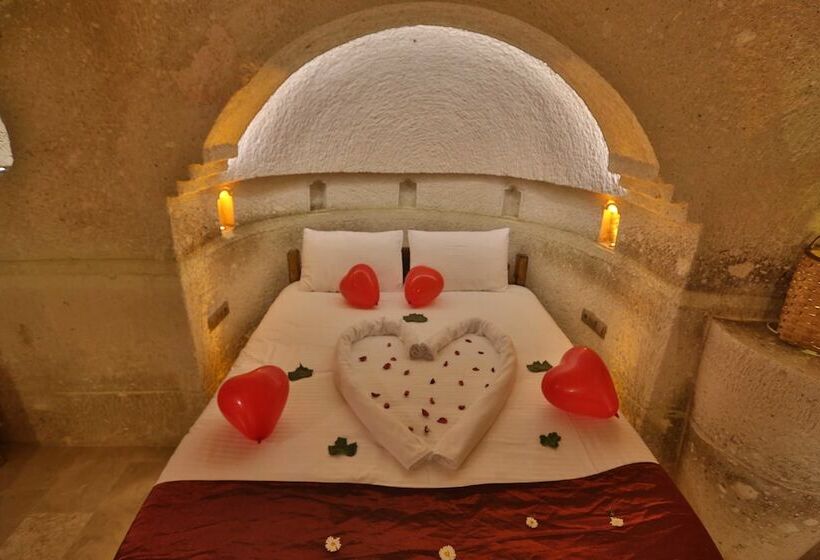 هتل Abu Hayat Cave Suites