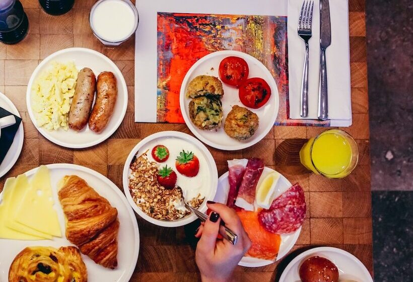 Отель Citizenm Seattle South Lake Union