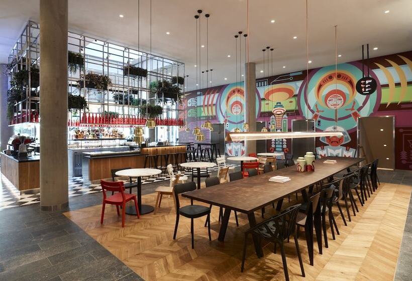 Отель Citizenm Seattle South Lake Union