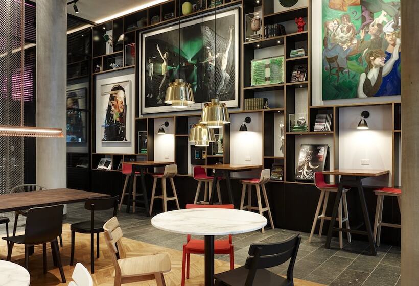 Отель Citizenm Seattle South Lake Union