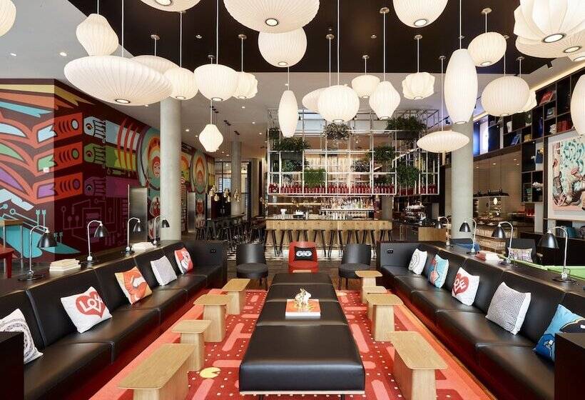 Отель Citizenm Seattle South Lake Union