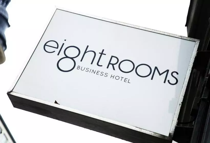 هتل Eight Rooms