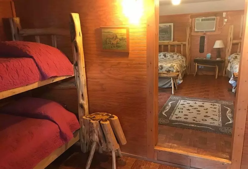 田舎風ホテル Twin Elm Guest Ranch