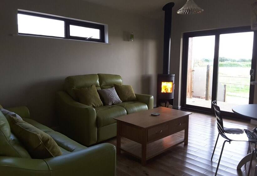 فندق Tor Farm Lodge