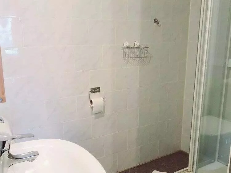 Nymans Bed & Breakfast