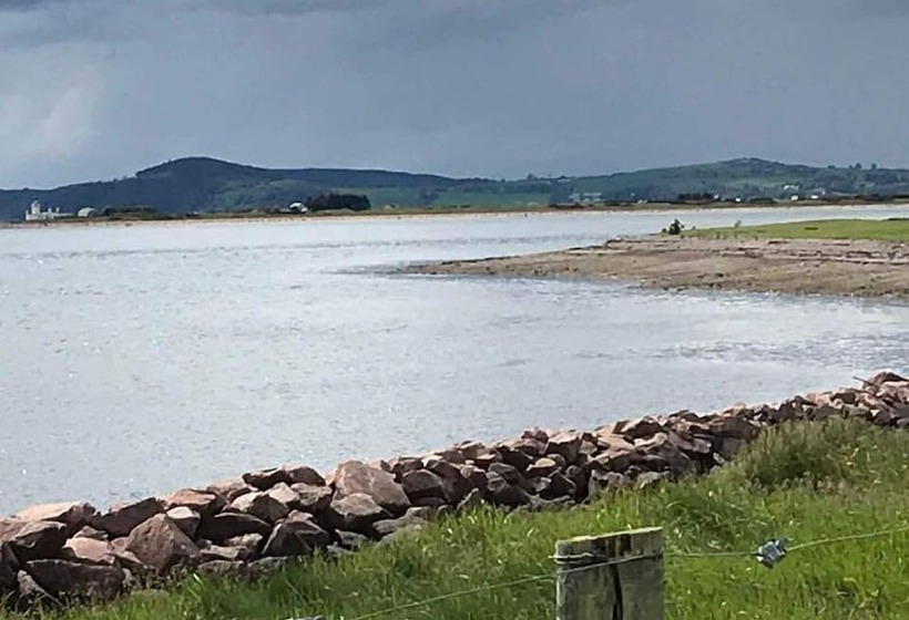 بنسيون Broomlea