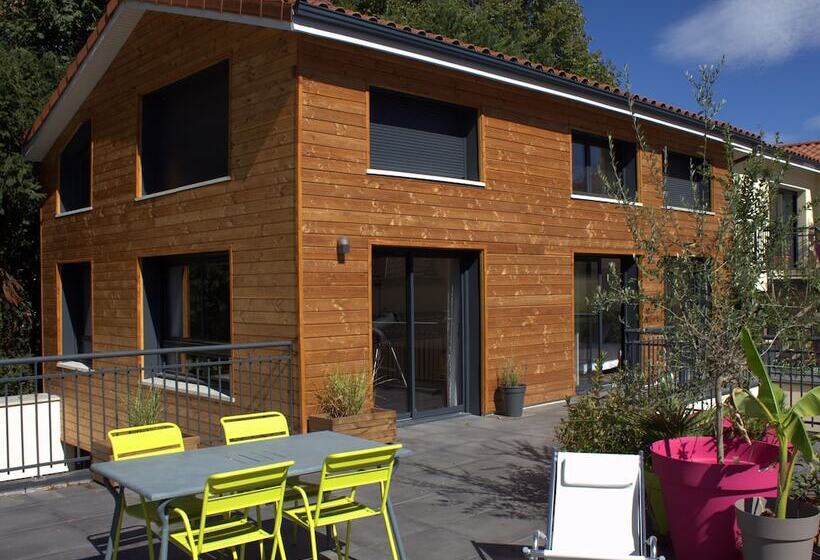 بنسيون Effet Lodge