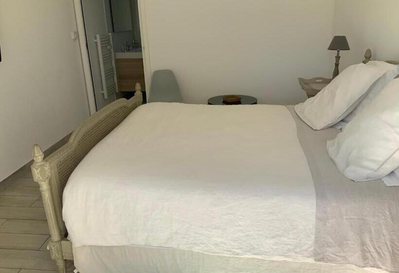 پانسیون Le Mas De La Dame