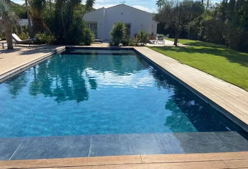 Majatalo Le Mas De La Dame