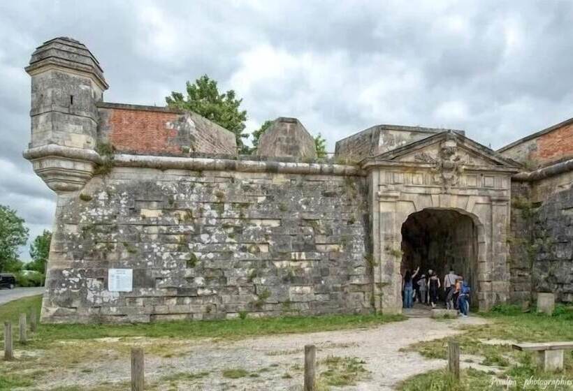 膳宿费 Logis Des Lauriers Roses