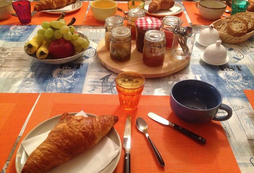 膳宿费 Logis Des Lauriers Roses