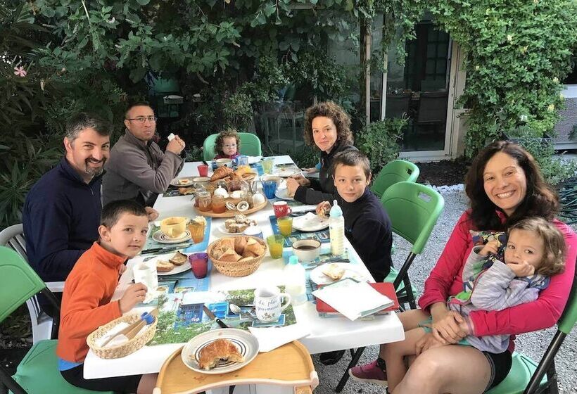 膳宿费 Logis Des Lauriers Roses