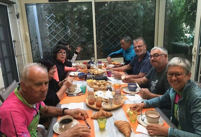 膳宿费 Logis Des Lauriers Roses