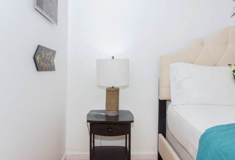 بنسيون Racpanos Modern Stay On Ocean Avenue