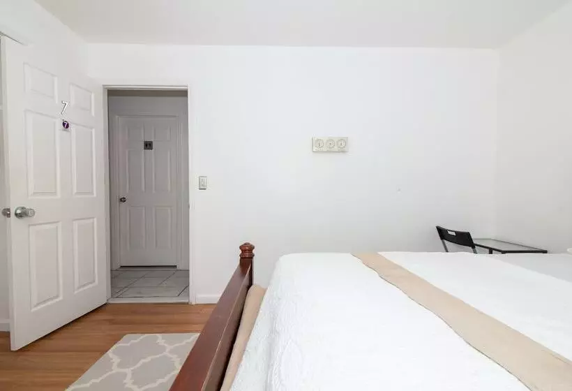 Majatalo Racpanos Modern Stay On Ocean Avenue