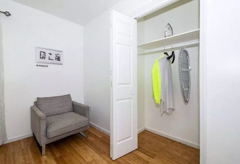 Majatalo Racpanos Modern Stay On Ocean Avenue