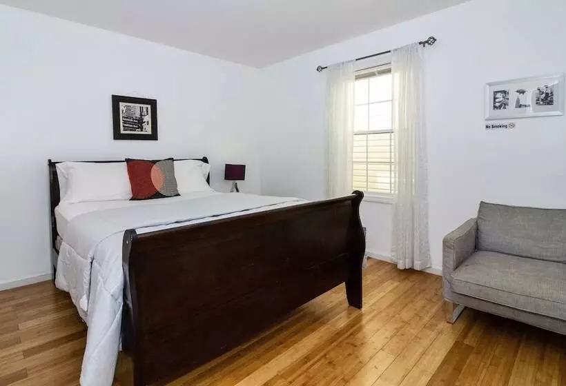 Majatalo Racpanos Modern Stay On Ocean Avenue