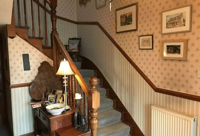 Majatalo Tullochard Guest House