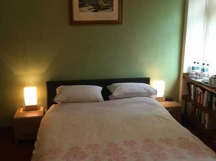 Majatalo Tullochard Guest House