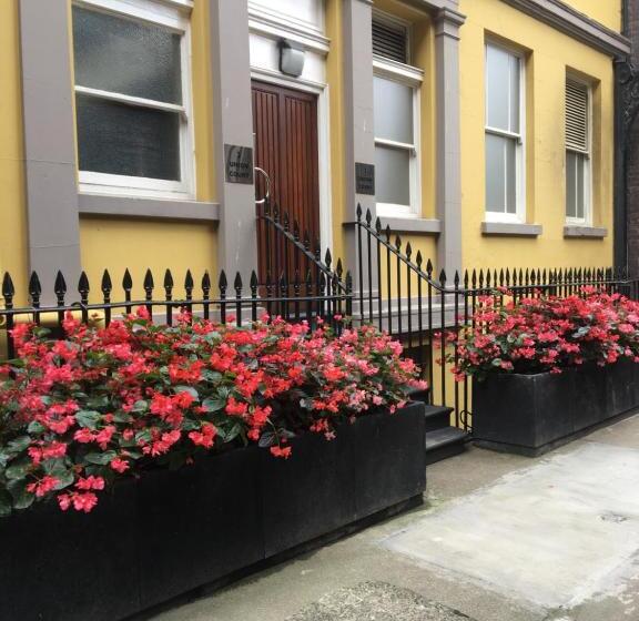 The Castle Collection   3 Union Court