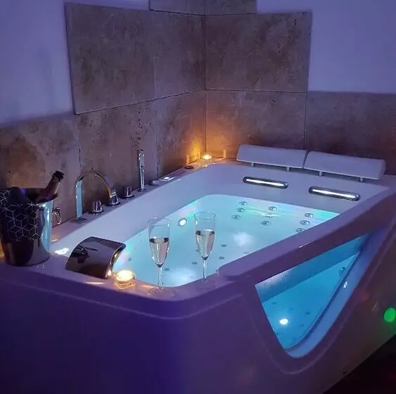 Aamiaismajoitus (B&B) Le Mas Romantique