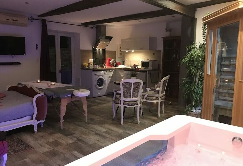 ベッドアンドブレックファースト Le Mas Romantique