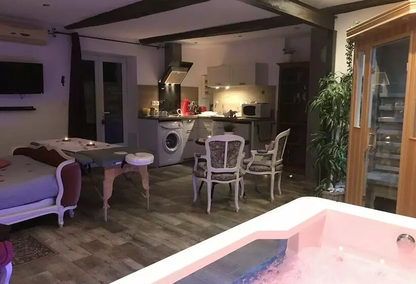 Aamiaismajoitus (B&B) Le Mas Romantique