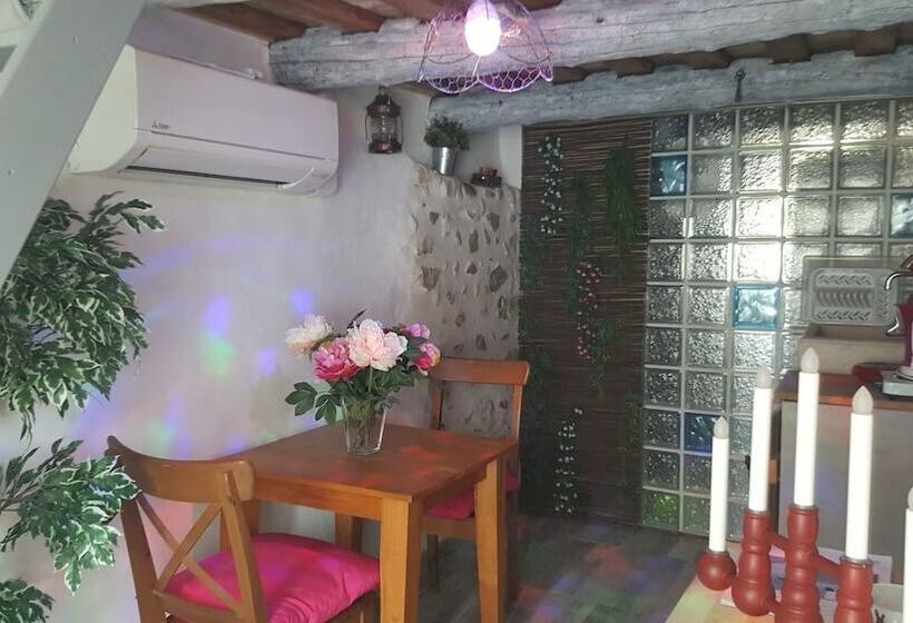 ベッドアンドブレックファースト Le Mas Romantique