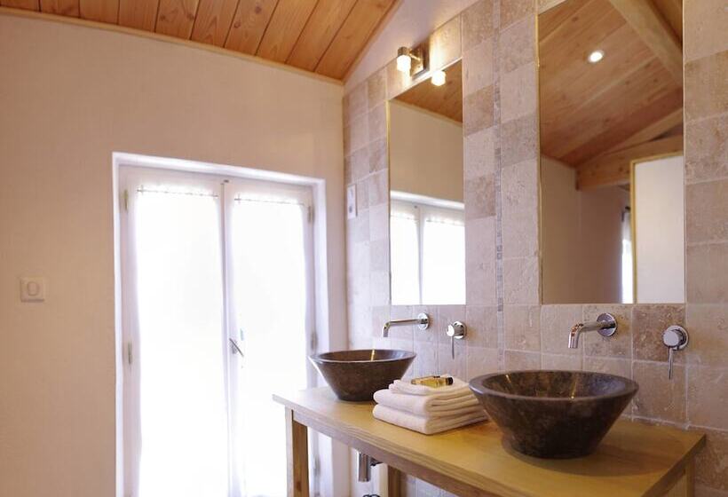 مبيت وإفطار Les Carriers Maison D'hôtes