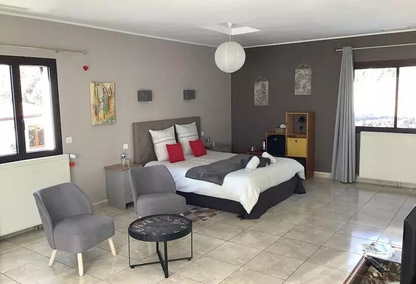 Aamiaismajoitus (B&B) Rêv De Thau