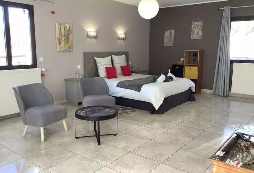 Aamiaismajoitus (B&B) Rêv De Thau