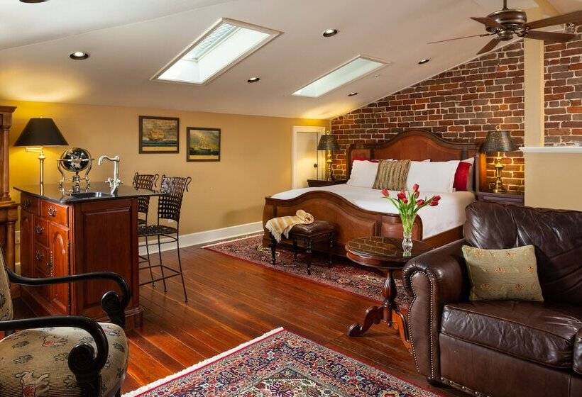 Bed and Breakfast The Inn On West Liberty