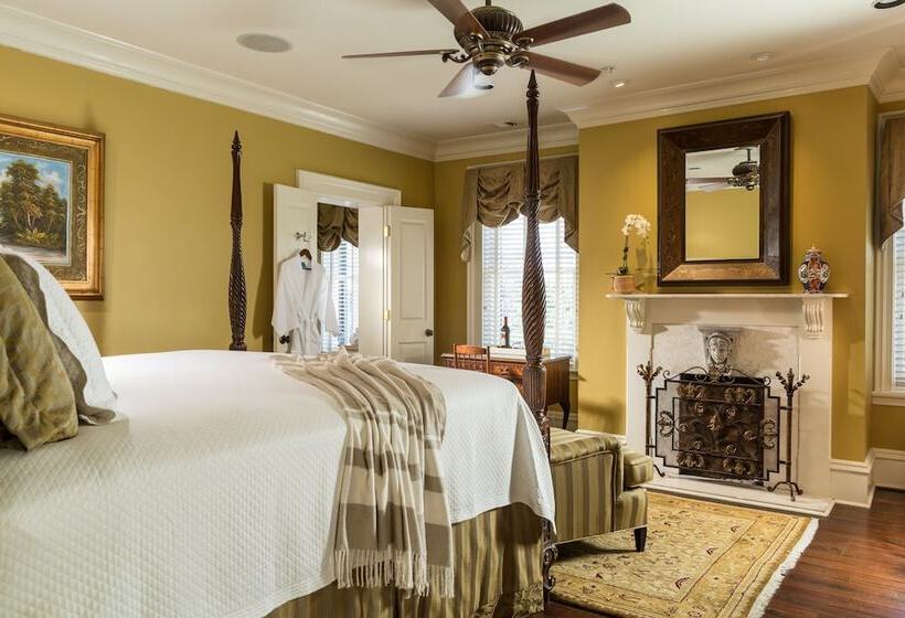 Bed and Breakfast The Inn On West Liberty