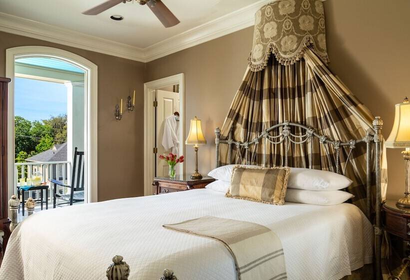 Bed and Breakfast The Inn On West Liberty