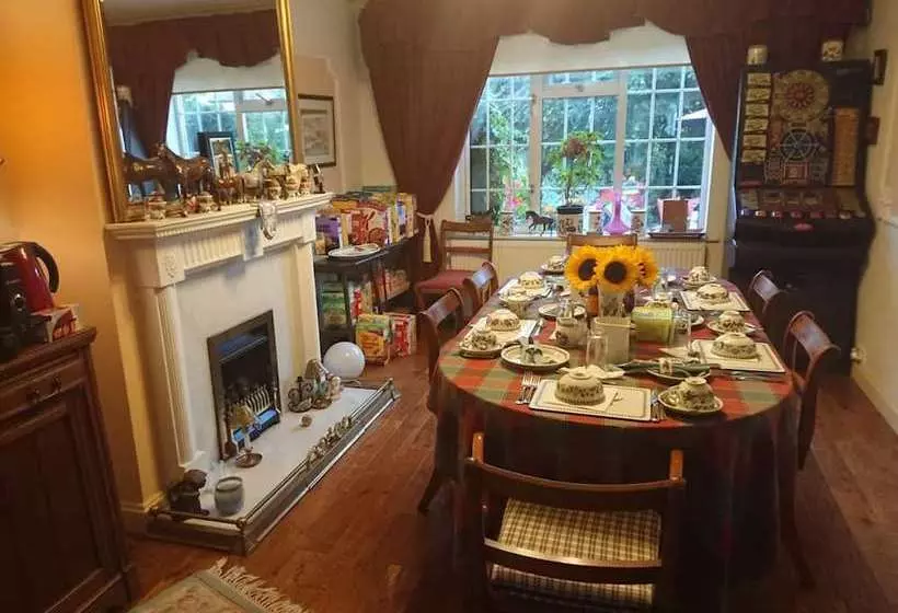 Hayleaze Bed & Breakfast