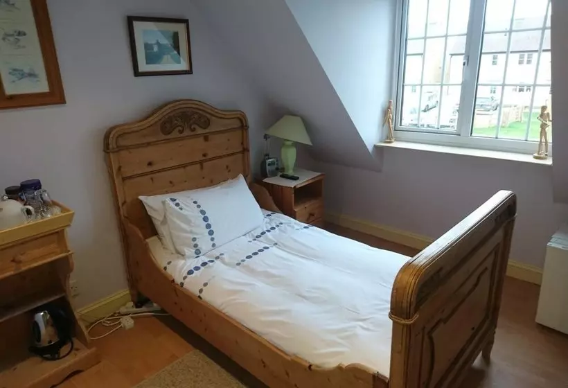 Hayleaze Bed & Breakfast