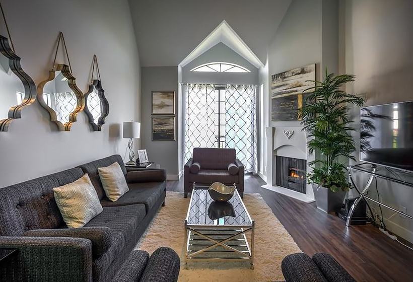 فندق Beverly Hills Condos