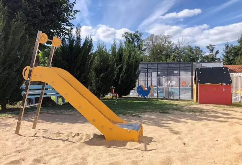 Hotelli Camping La Chenaie