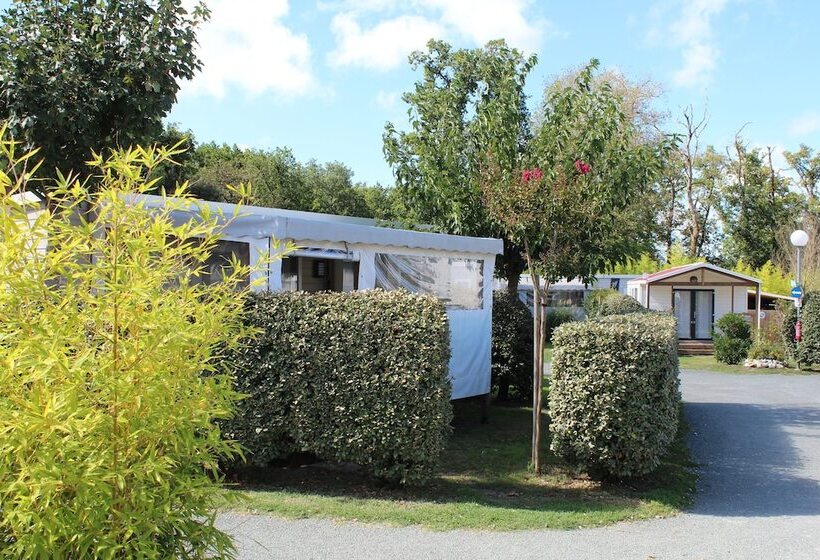 فندق Camping La Chenaie