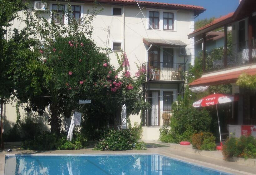 هتل Cigdem Pansiyon