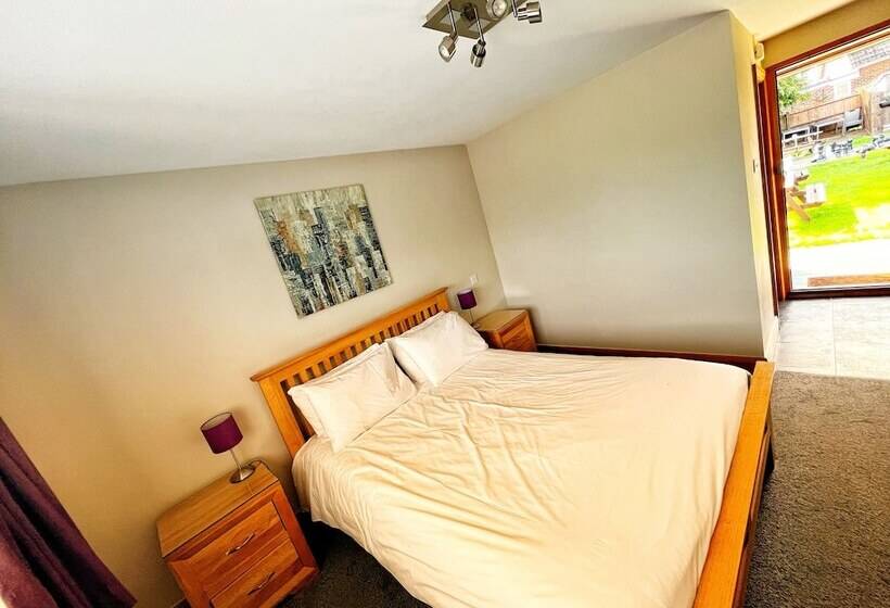 فندق The Carrington Arms