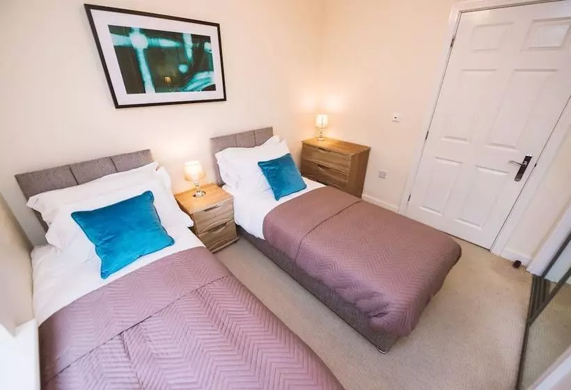 Jade Apartments
