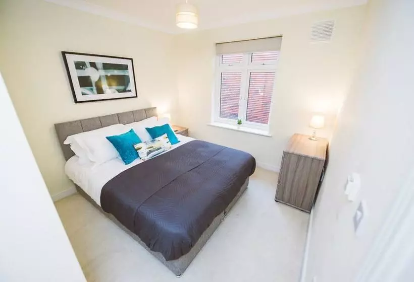 Jade Apartments