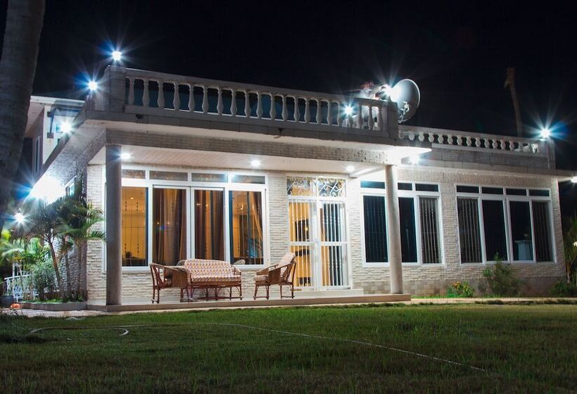 Kichangani Beach House