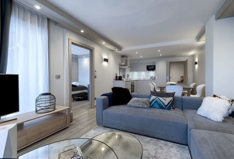 Le C Residence Apartment T3 Cabin A03