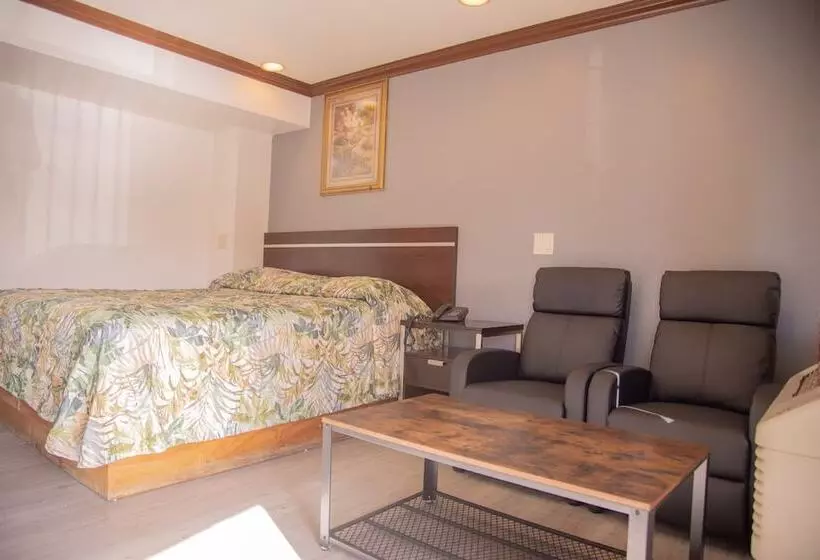 モーテル Starlight Inn La Brea