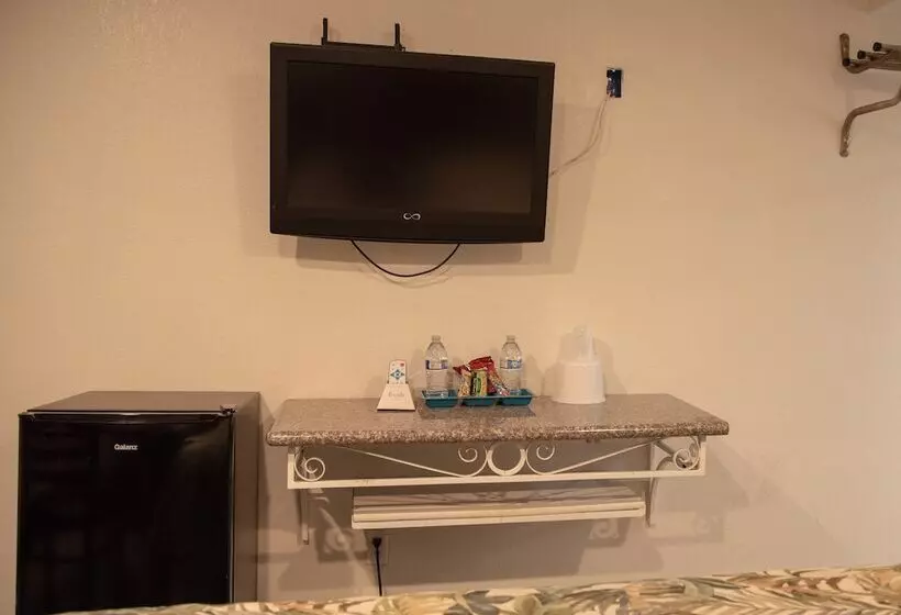 モーテル Starlight Inn La Brea